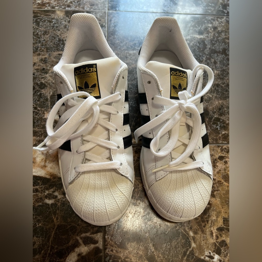 Adidas Original Shoe Women Size 8